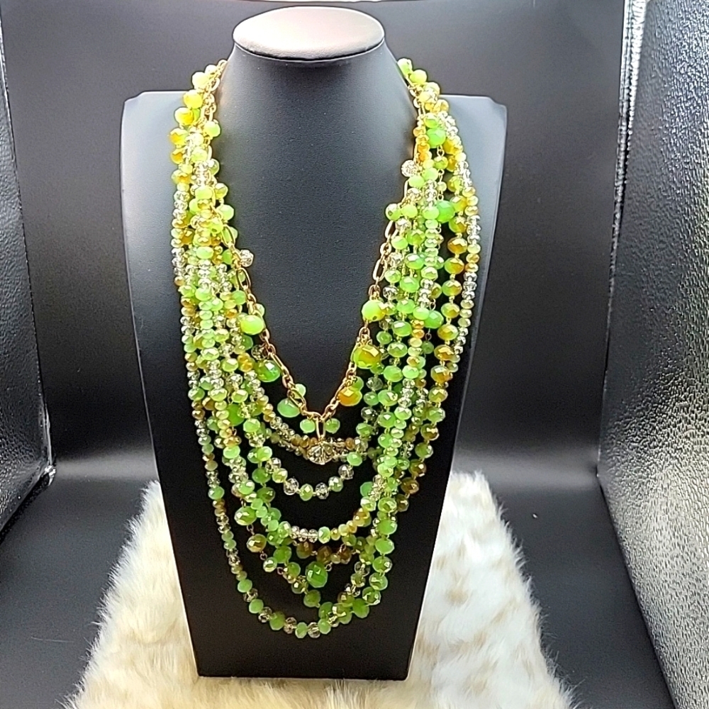 Vtg 8 Strand Graduated Gold Tone Chain Mint Green Clear Faceted Crystal Necklace